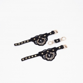 Черные кожаные наручники с клепками, кольцами и золотистой фурнитурой - Crazy Handmade - купить с доставкой в Одинцово