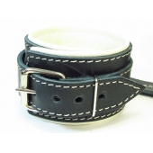 Оковы на руки со светлым подкладом - БДСМ Арсенал - купить с доставкой в Одинцово