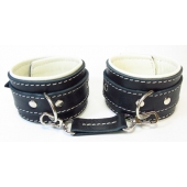 Оковы на руки со светлым подкладом - БДСМ Арсенал - купить с доставкой в Одинцово