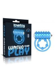 Голубое, светящееся в темноте виброкольцо Lumino Play Vibrating Penis Ring - Lovetoy - в Одинцово купить с доставкой