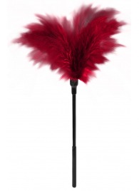Пластиковая метелочка с красными пёрышками Small Feather Tickler - 32 см. - Blush Novelties - купить с доставкой в Одинцово