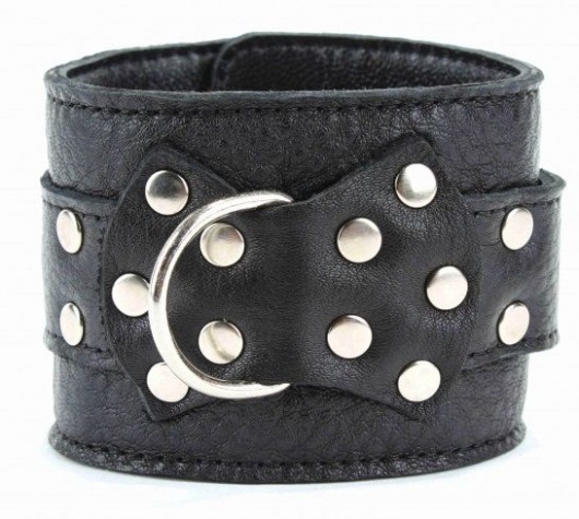 Чёрные наручники  из кожи с пряжкой - БДСМ Арсенал - купить с доставкой в Одинцово