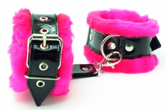 Оковы на ноги с розовым мехом BDSM Light - БДСМ Арсенал - купить с доставкой в Одинцово